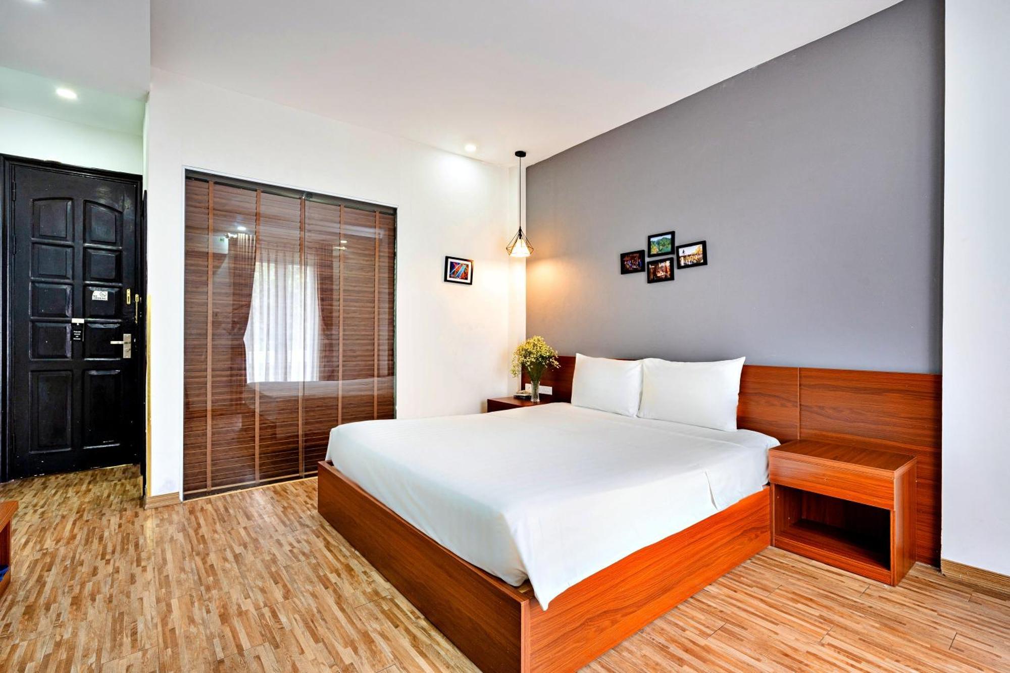 Serene Hotel Hanoi Exterior photo