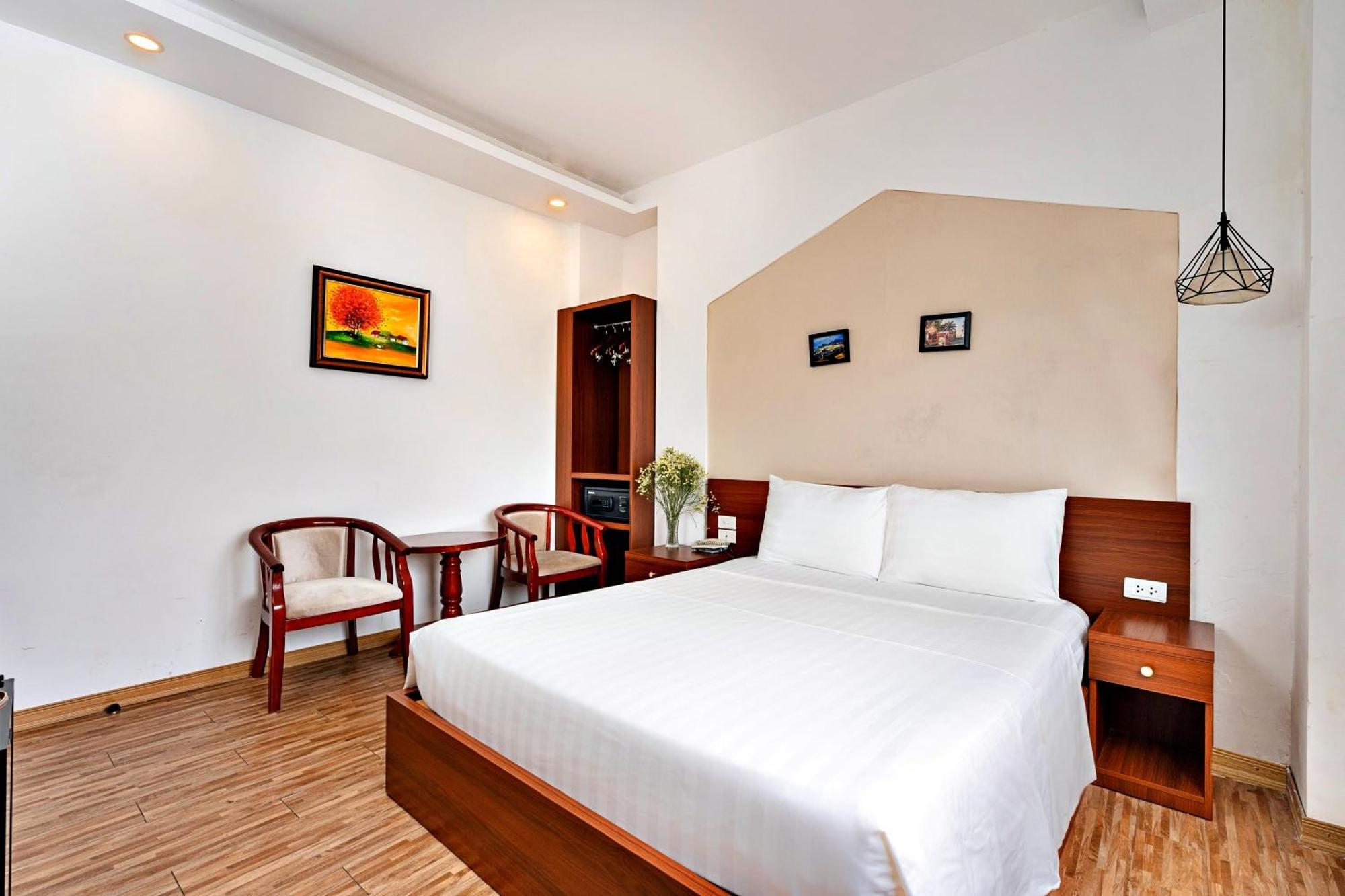 Serene Hotel Hanoi Exterior photo