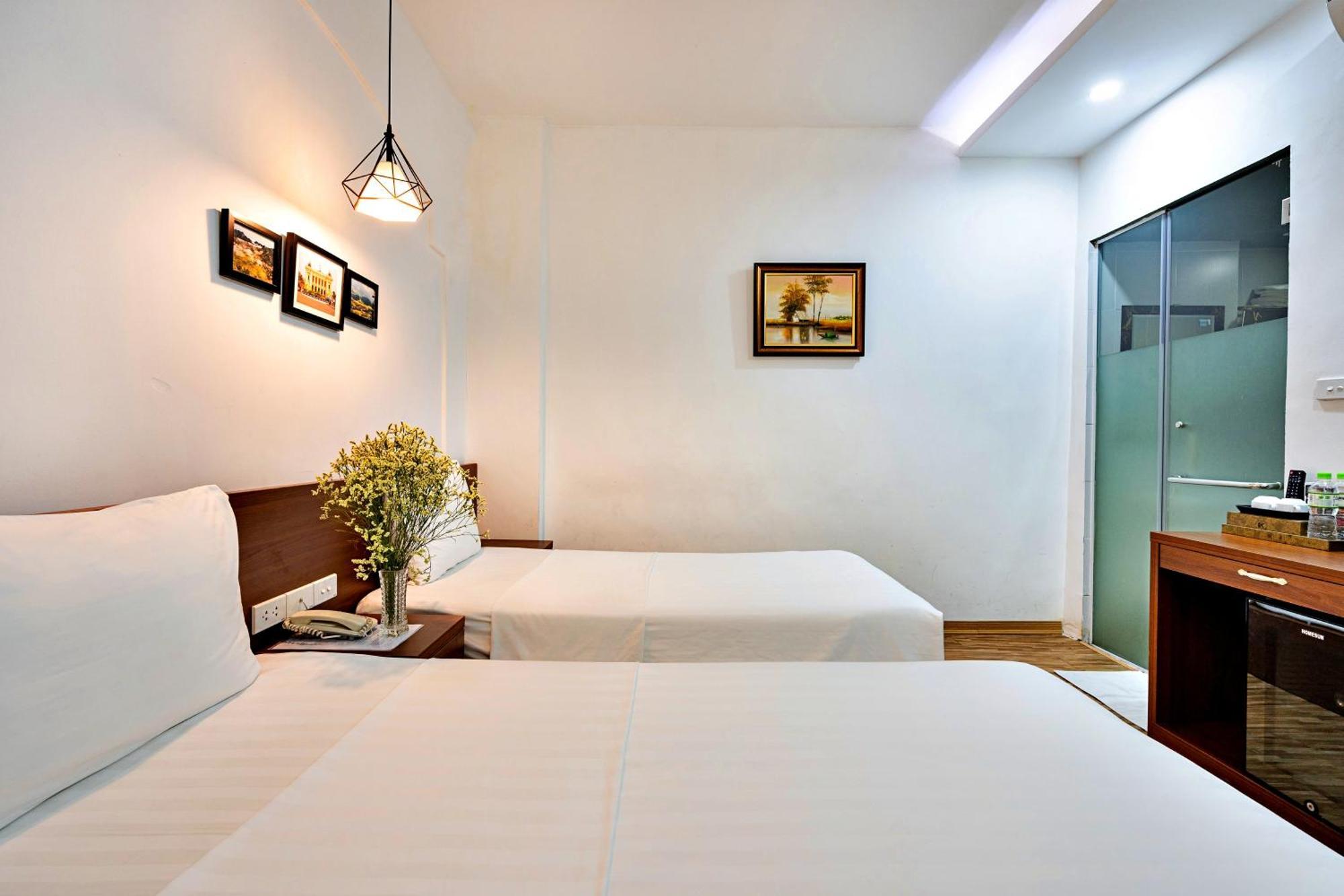 Serene Hotel Hanoi Exterior photo
