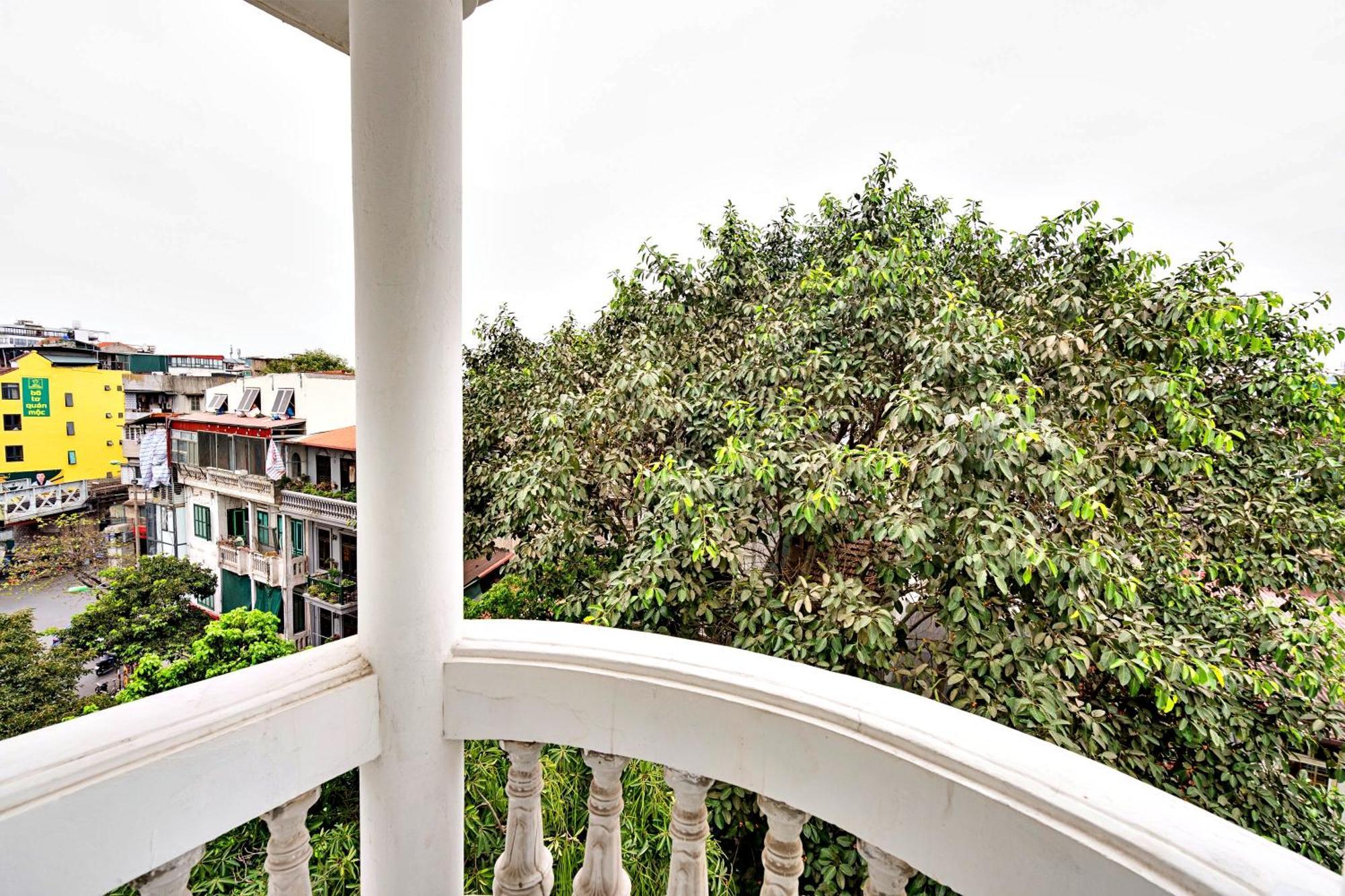 Serene Hotel Hanoi Exterior photo